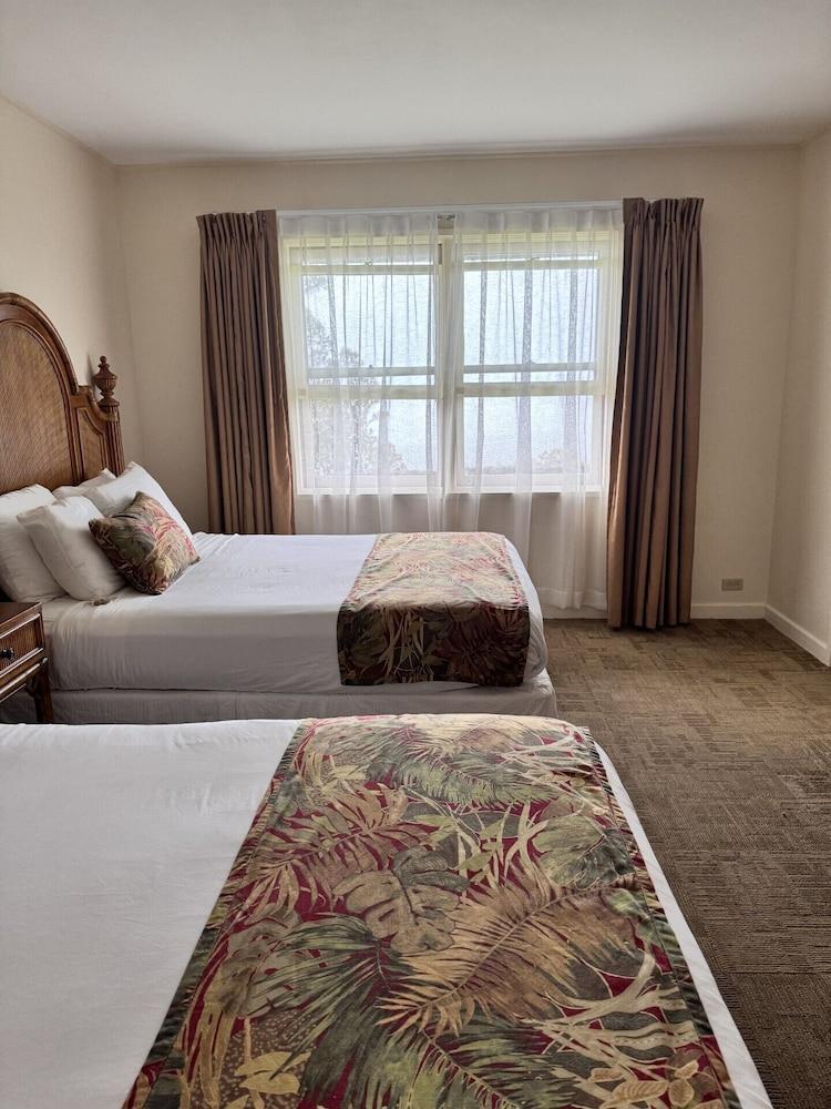 Hawaii Volcano House