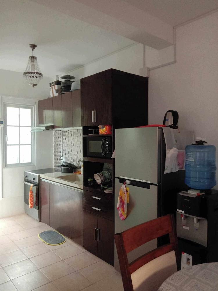 Kate Residence House