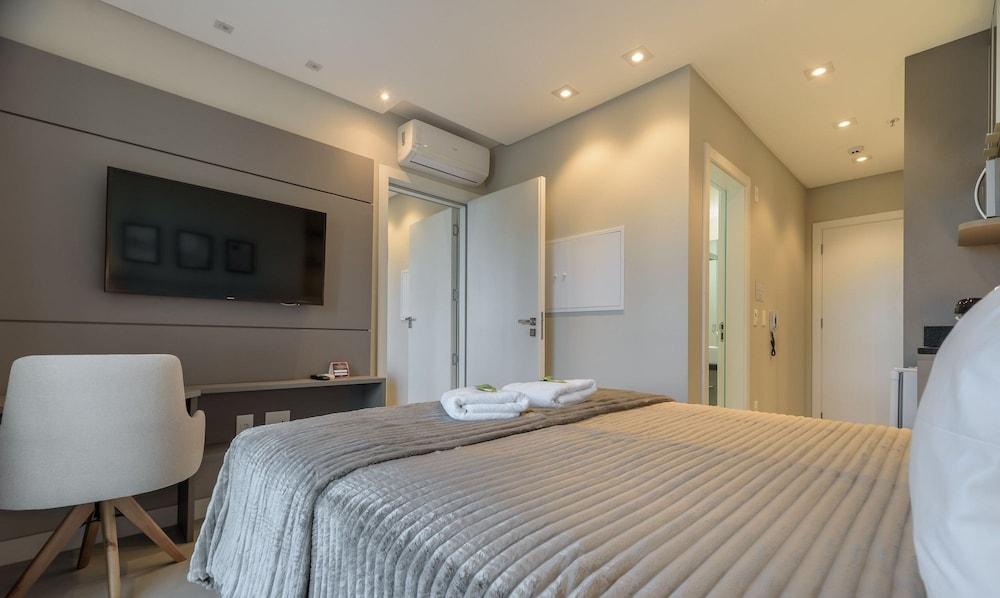 MHFA Studios em Prédio Luxuoso Vista Mar