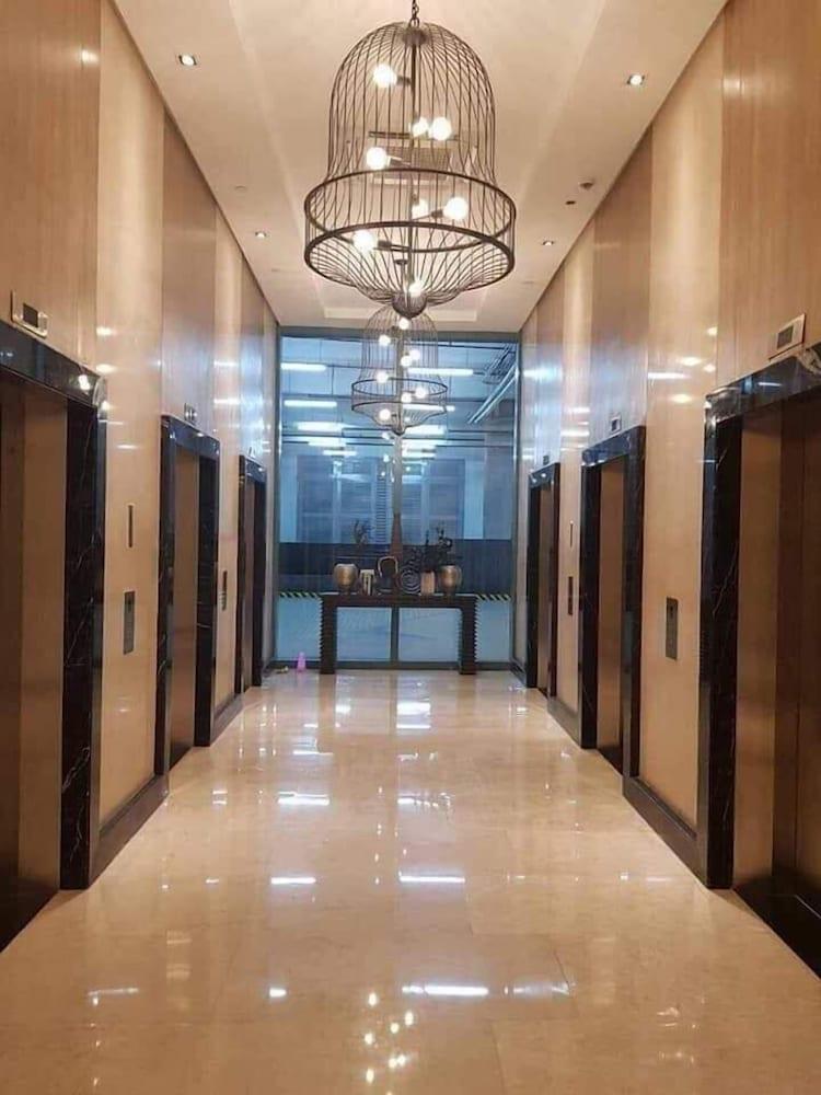 One Uptown Residence