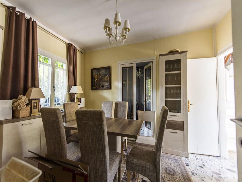 Exclusive Villa With Pool Near the Beach