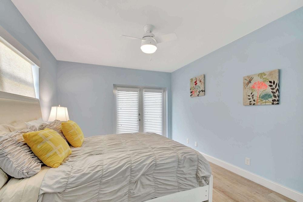 Dolphin Villa Private Pool!