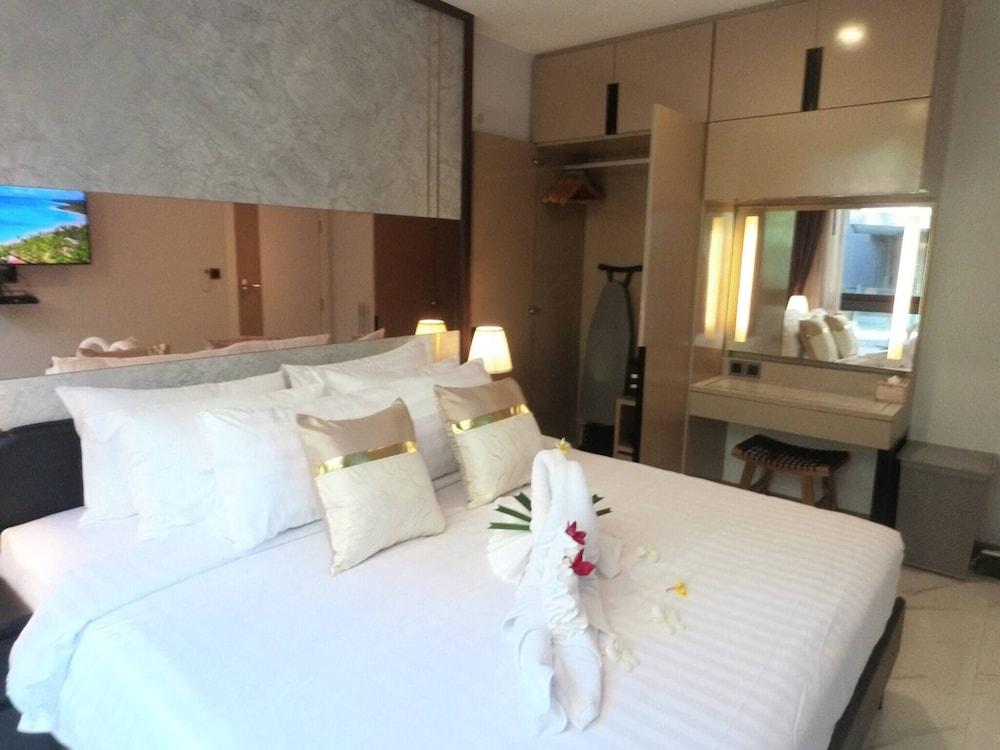 B404 - 1 Bedroom Condo Pool View Near Ao Nang Beach