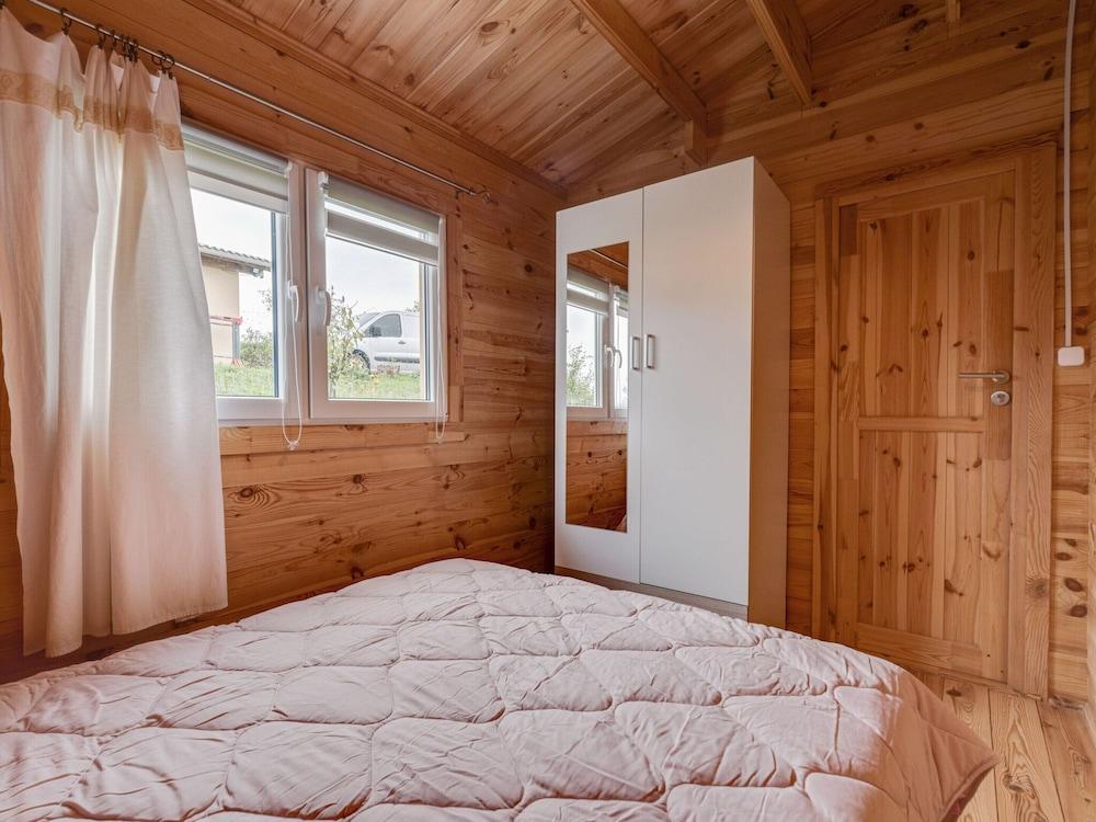 Secluded Chalet in Egliseneuve des Liards