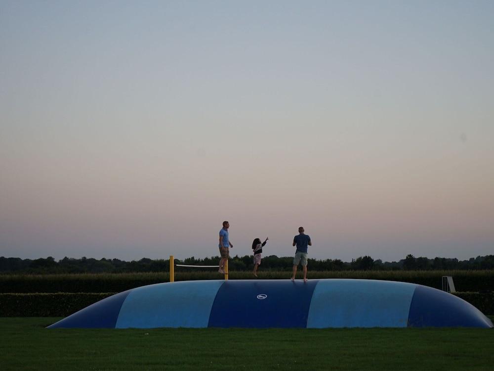 Nice Chalet With Terrace, 9 km From Maastricht