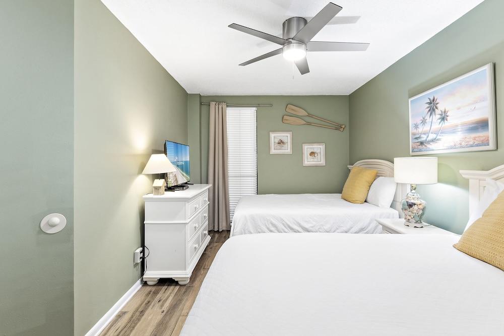 Summer House Beachfront Condos