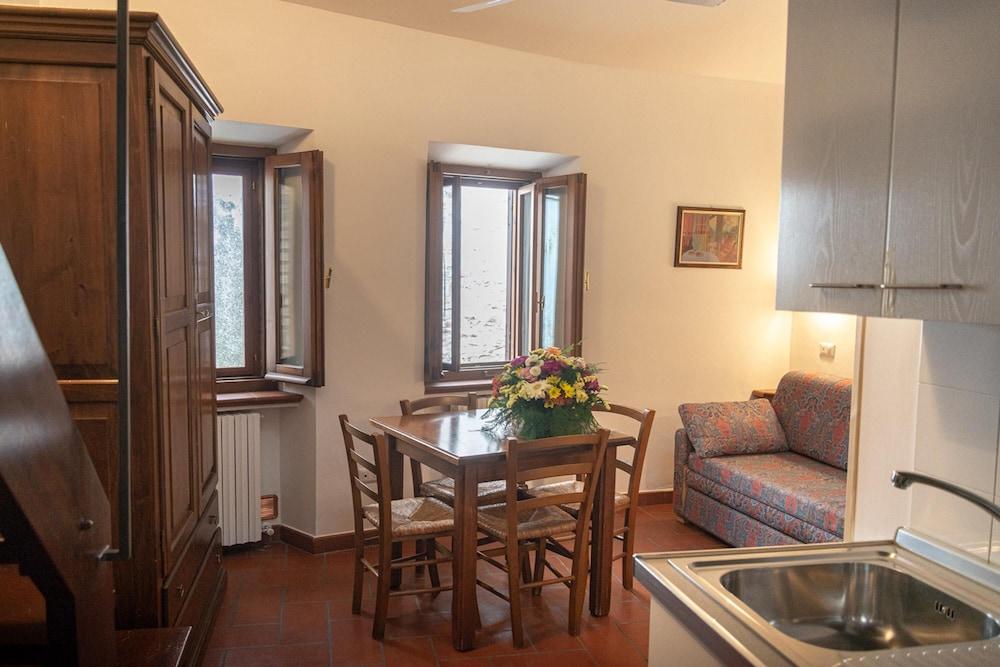 Coral Apt City Center