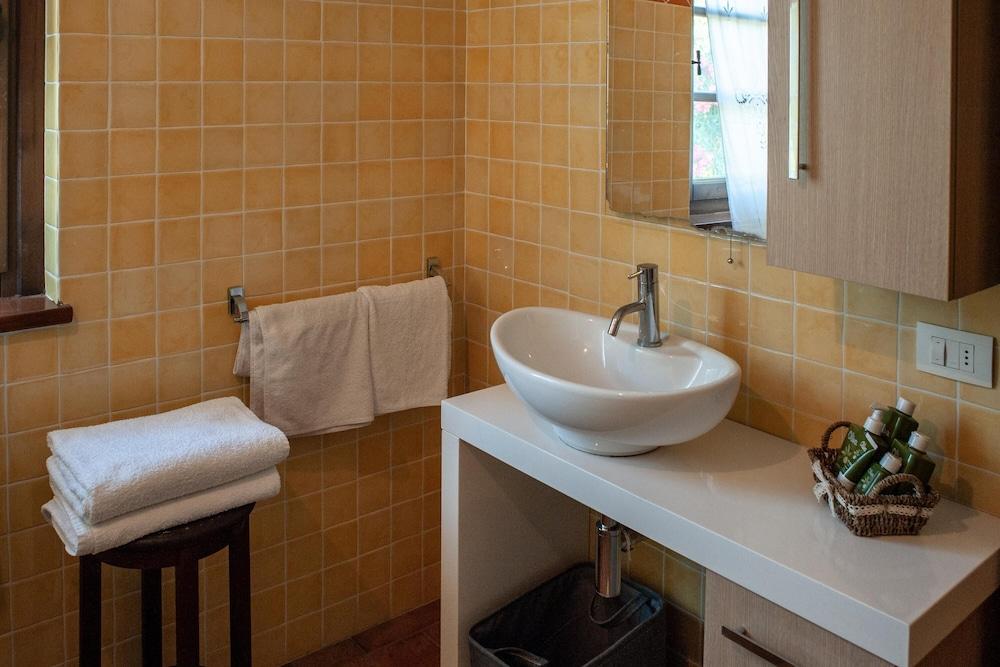 Olive Brench Apt In Farmhouse With Pool