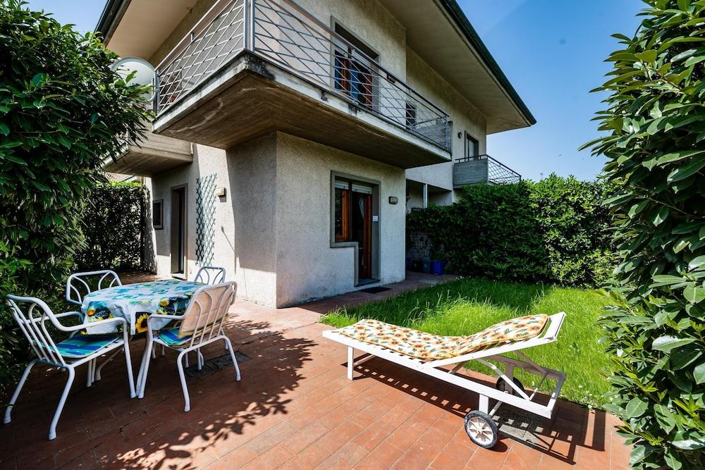 La Chimera 700mt From sea