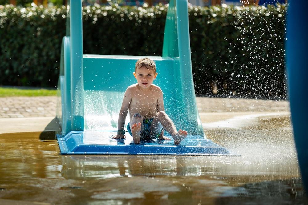 Chalet Aqua in Netherlands With Veranda