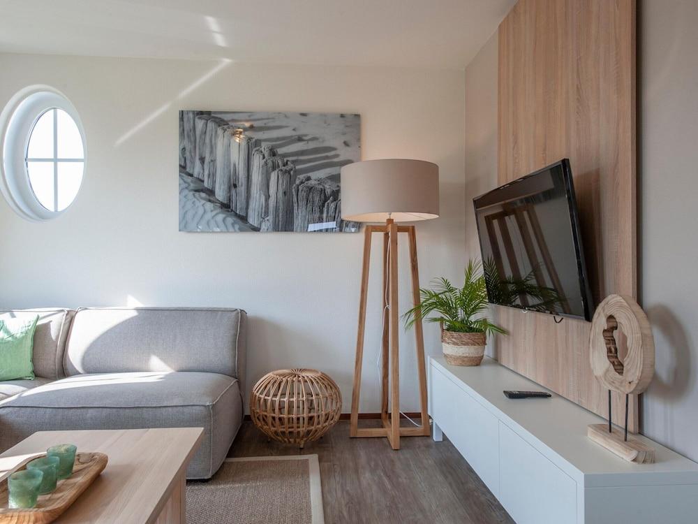 Villa in Cadzand-bad Near North Sea Beach