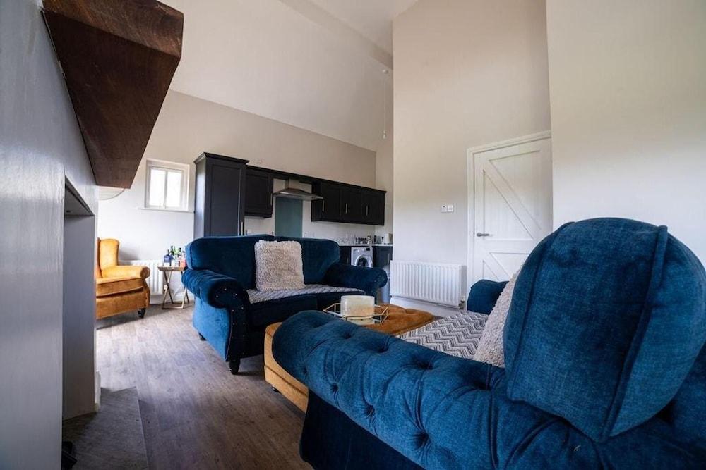 Cottage, 3 Bed,sleeps 7, Free Parking