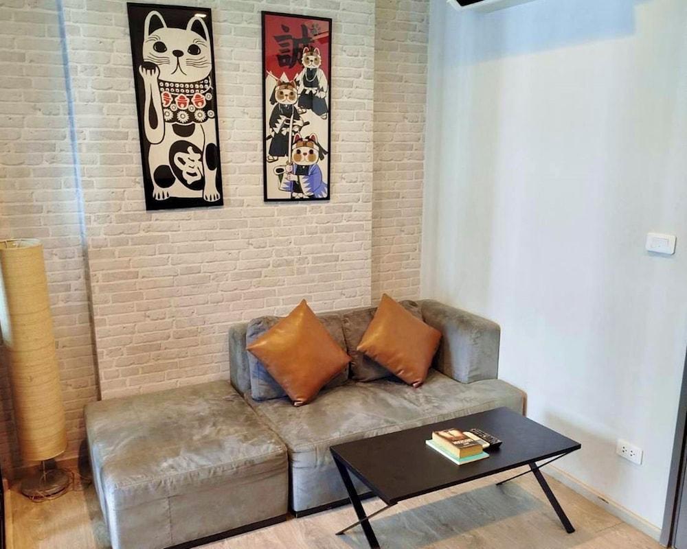 Sea View Pattaya Beach At The Base Central Pattaya