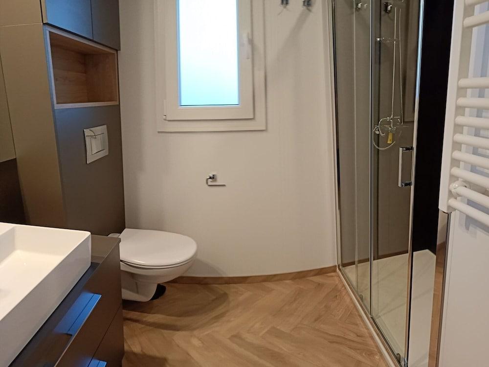 Nice Chalet With Dishwasher, Maastricht at 9 km