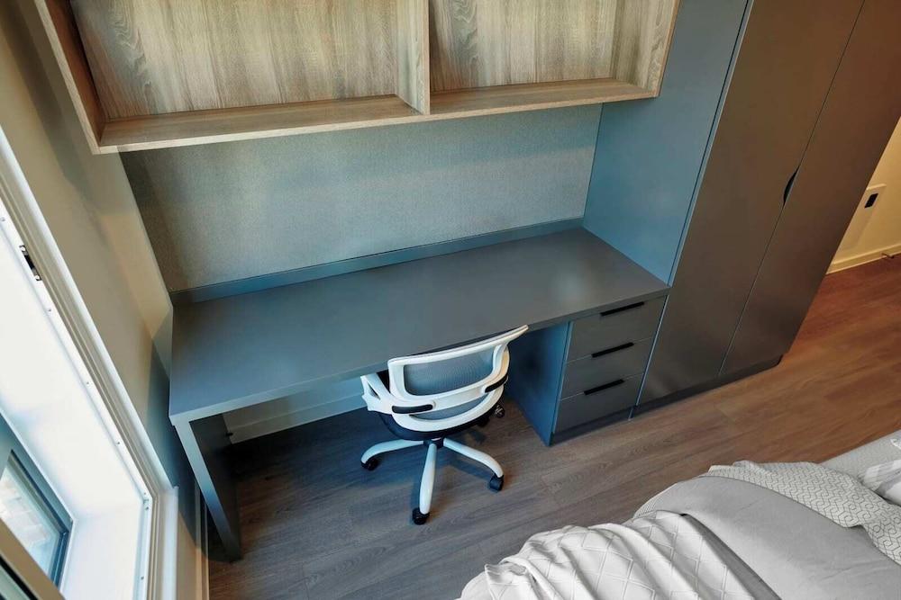 For Students Only Canvas Bristol