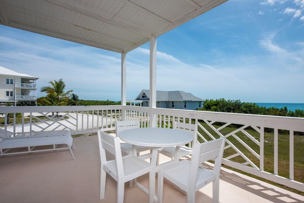 Oceanfront Bliss: Newly Built Luxury Home With Sunset Views