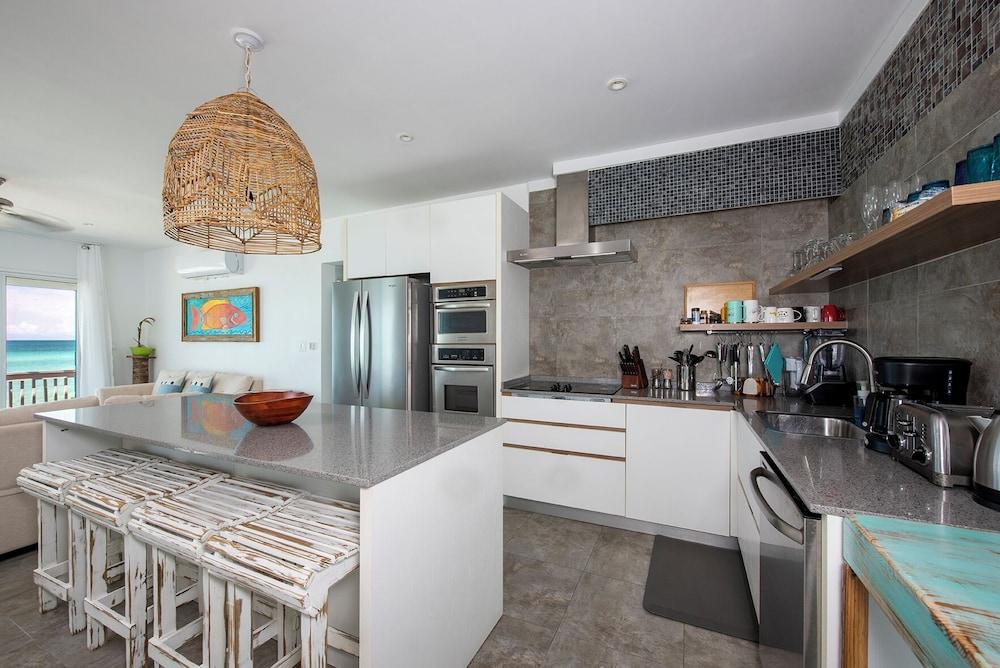 Secluded Luxury: New Beachfront Home With Pool