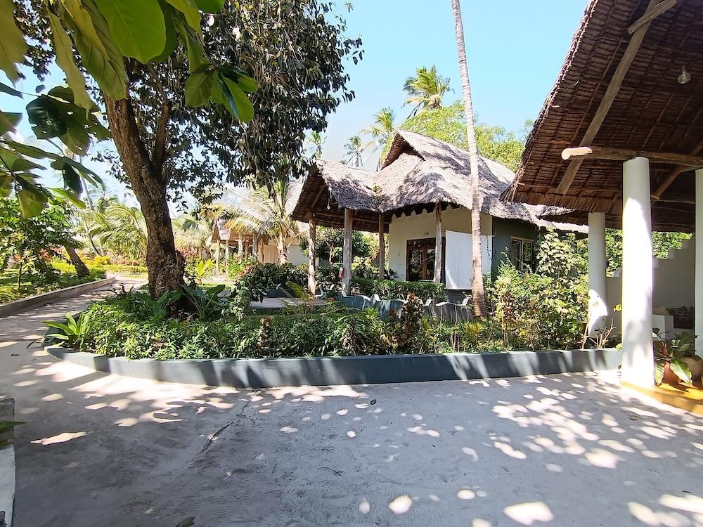 Mafia KIvulini Lodge