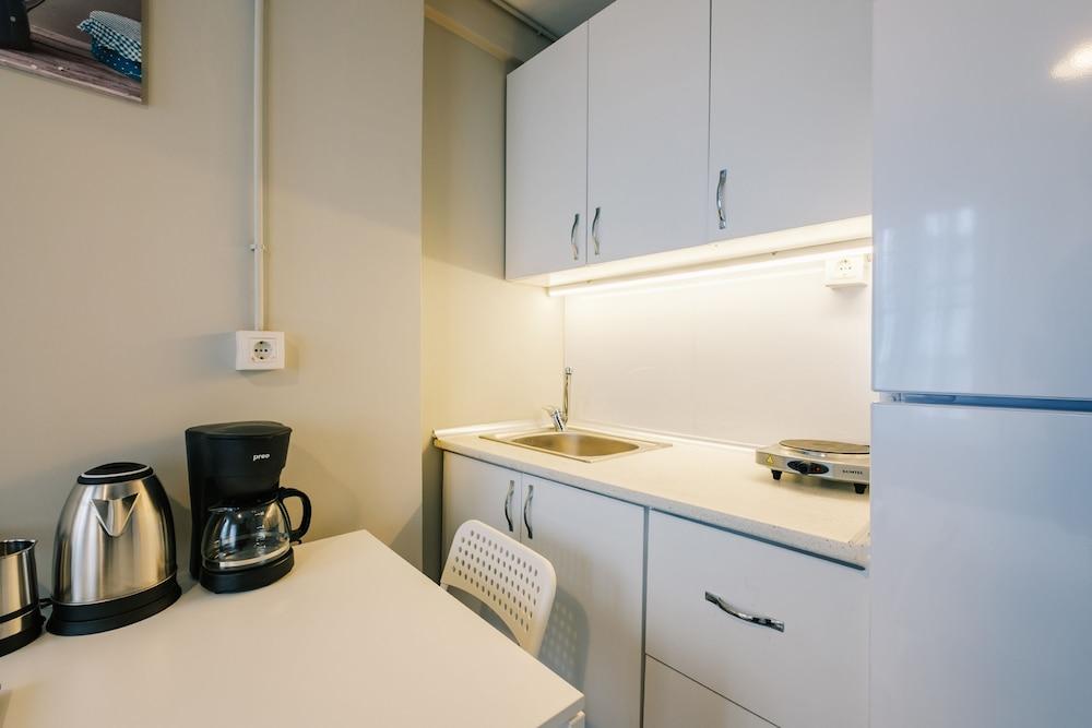 Studio With a Sea View Balcony in Bakirkoy