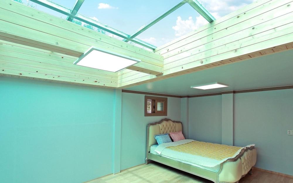 Gyeongju Galgok Songhak Pension