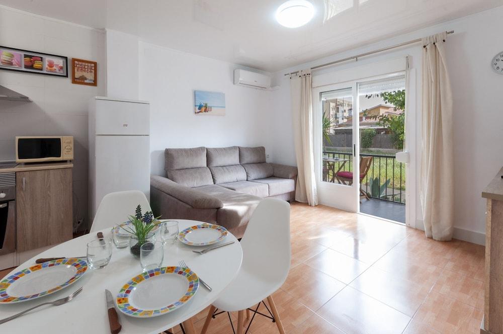 Palomas in Denia With 2 Bedrooms and 1 Bathrooms