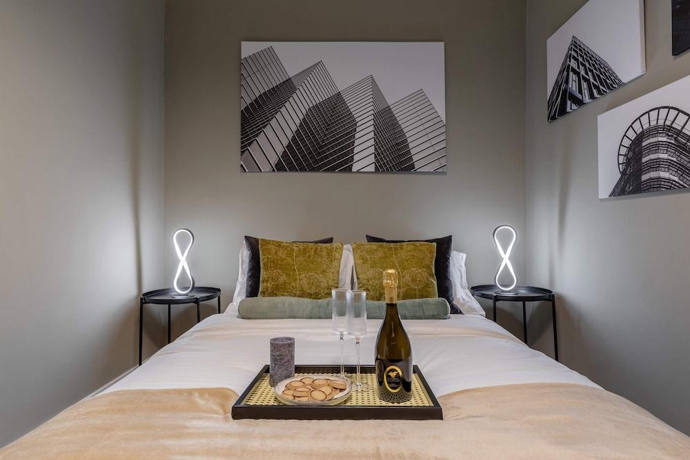 Efficient Studio Apartments on Calea Victoriei - Smart Layouts & Central Access