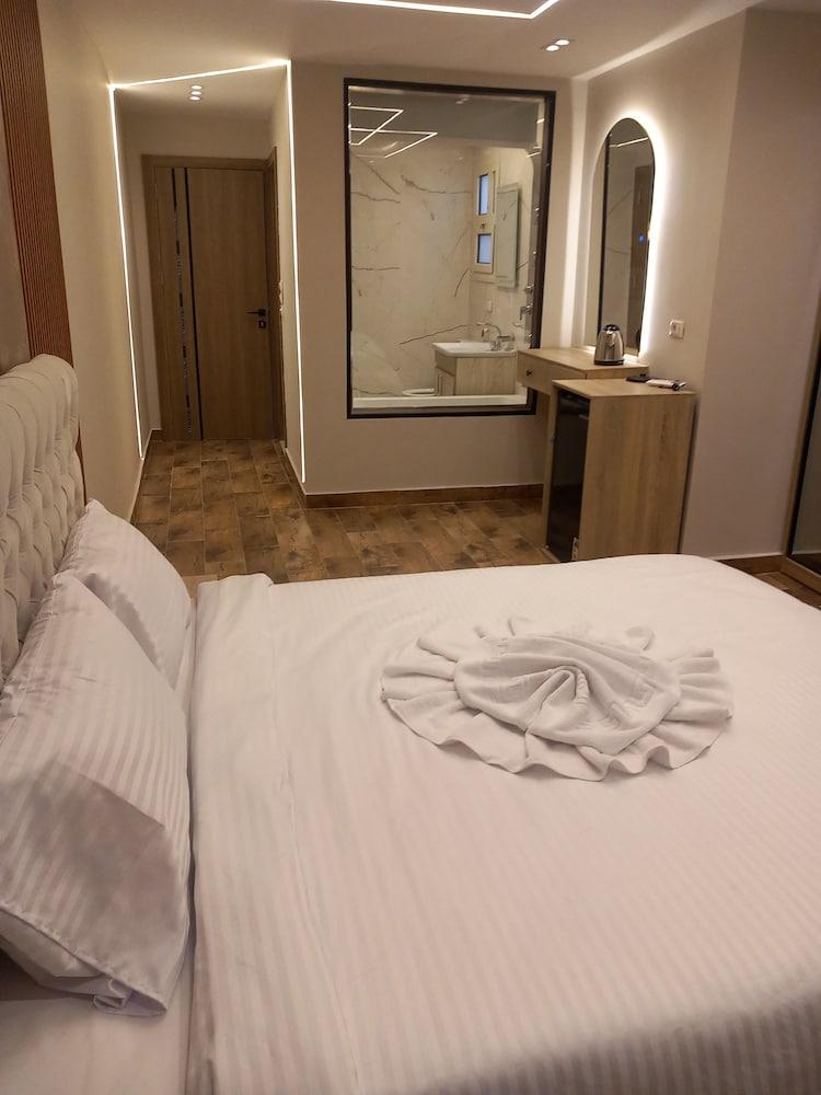 Pyramids Enigma Grand Lodge