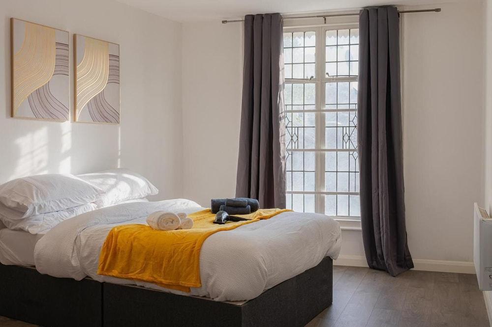 2br-sleeps5-citycentre-ws98