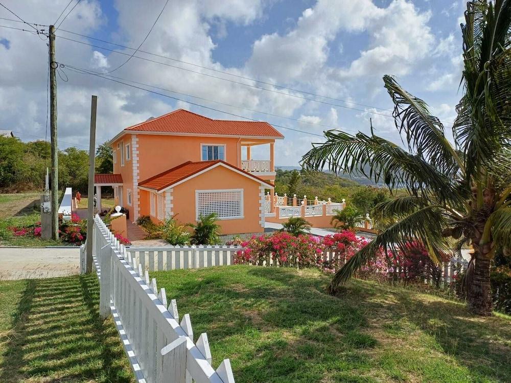 Belle View Royal Villa