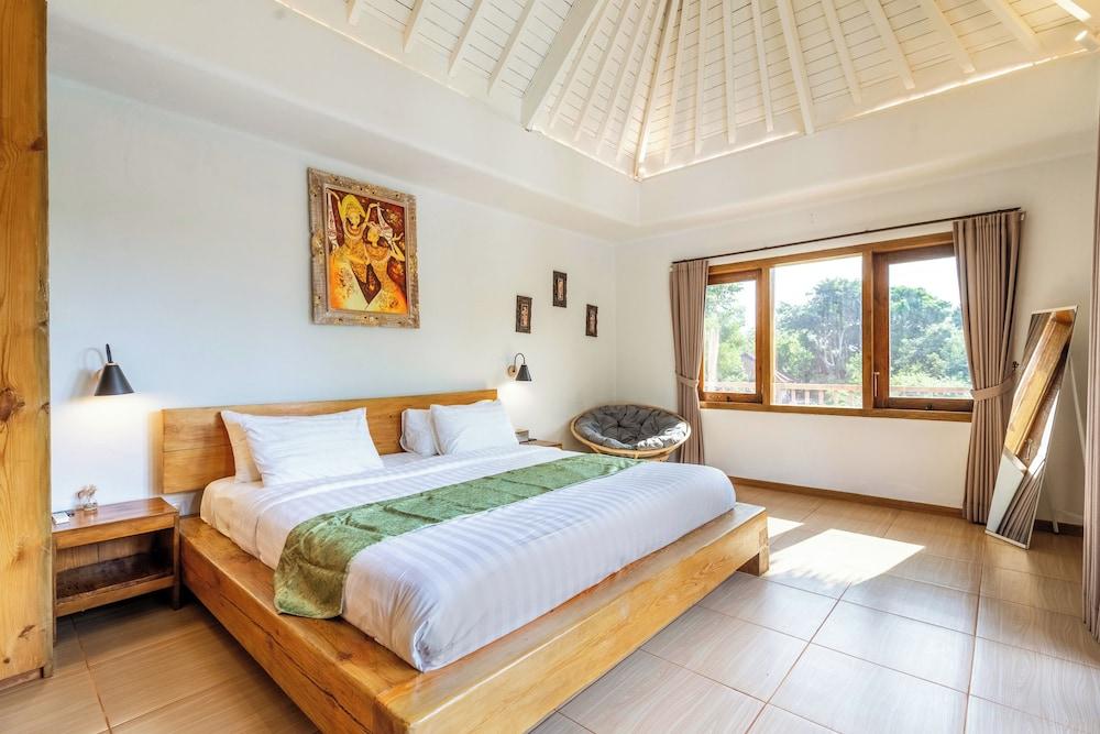 Peaceful Luxe Villa near Beach in Pecatu
