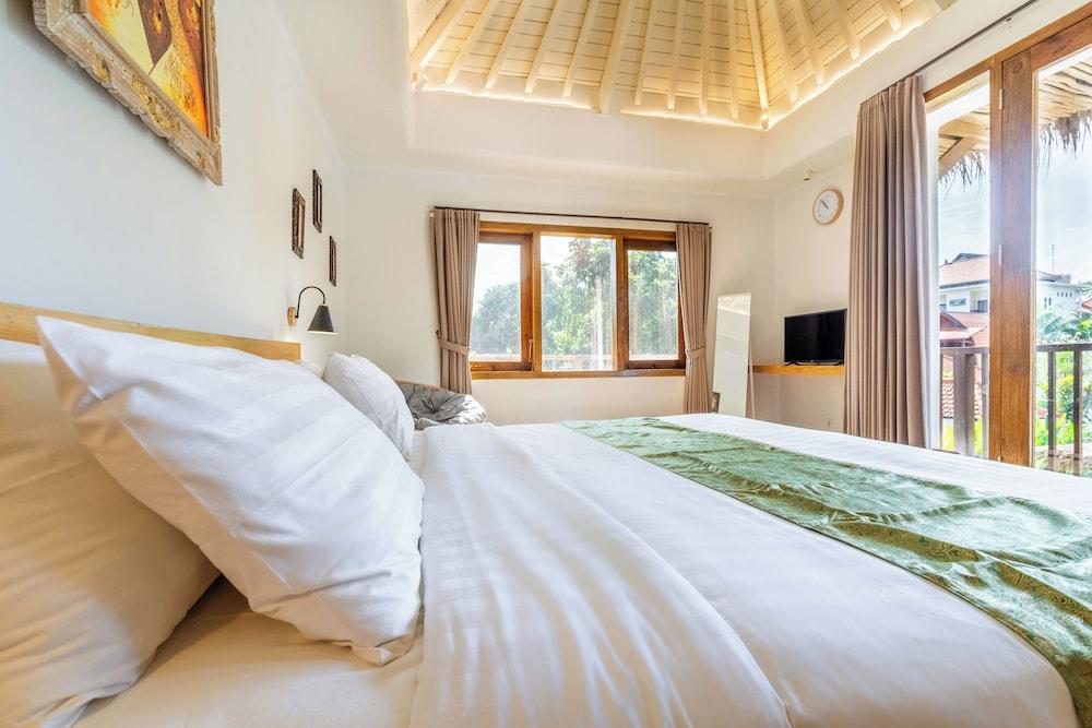 Peaceful Luxe Villa near Beach in Pecatu