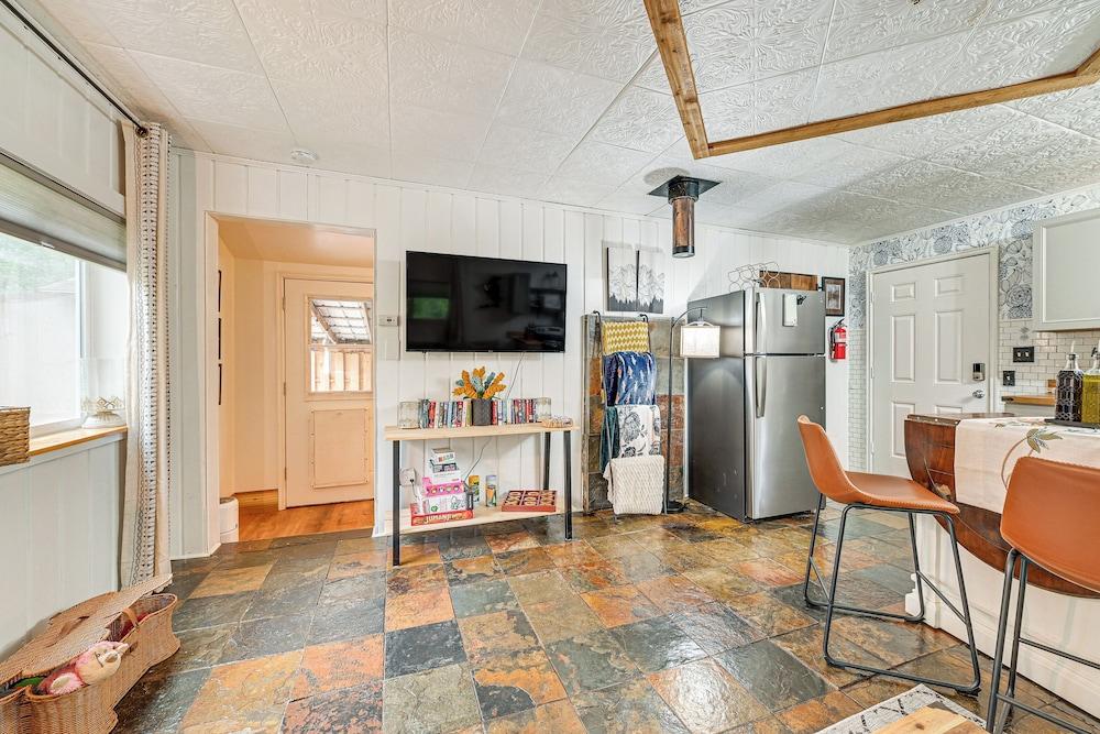 Sterling Home w/ Patio, BBQ Grill & Fire Pit!