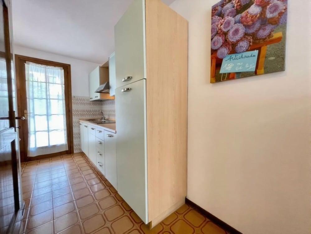 Bright Villa in a Quiet Residence