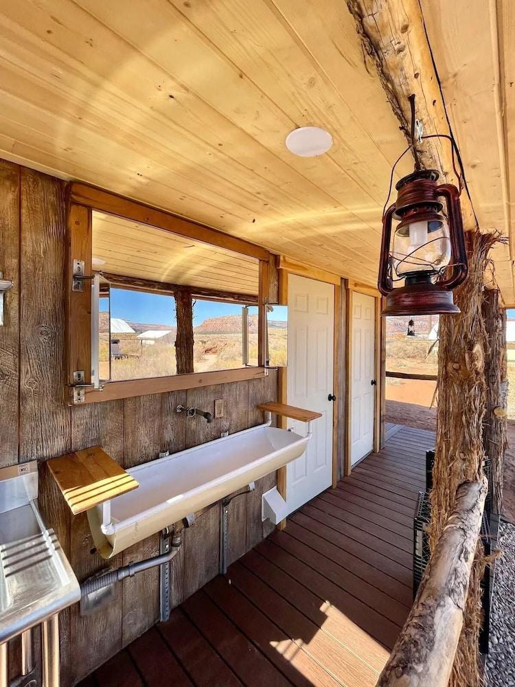 Cozy Glamping Retreat Between Zion & Bryce Canyon