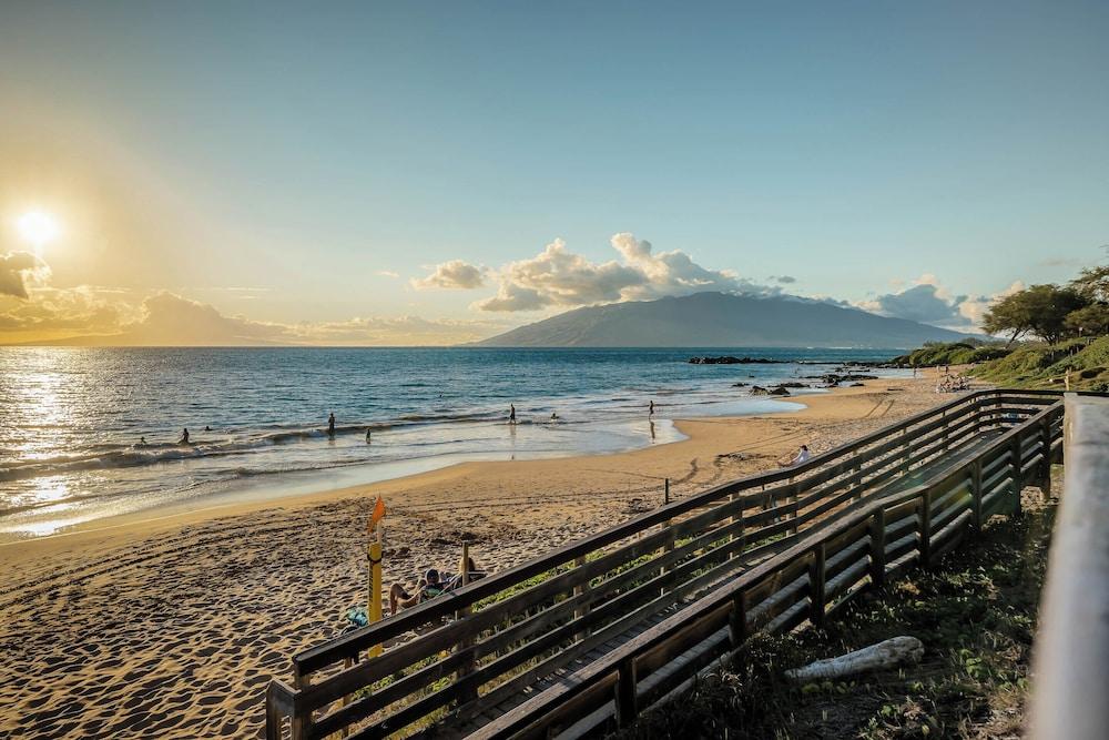 Island Surf 510B by Maui Rental Group