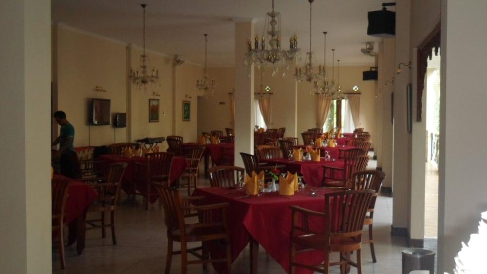 Resort Prima Cipayung