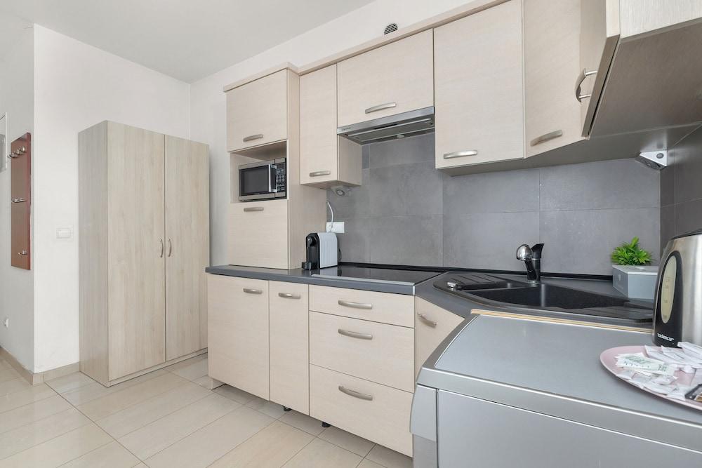 Apartment With Mountain View by Renters