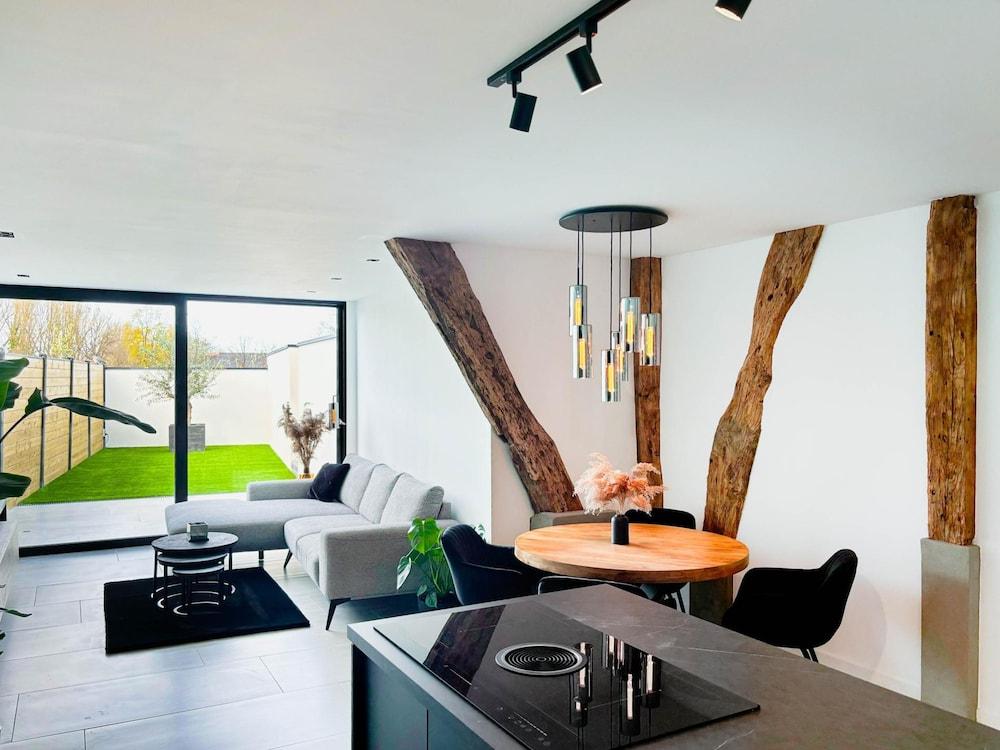 Charming Authentic Home With Garden