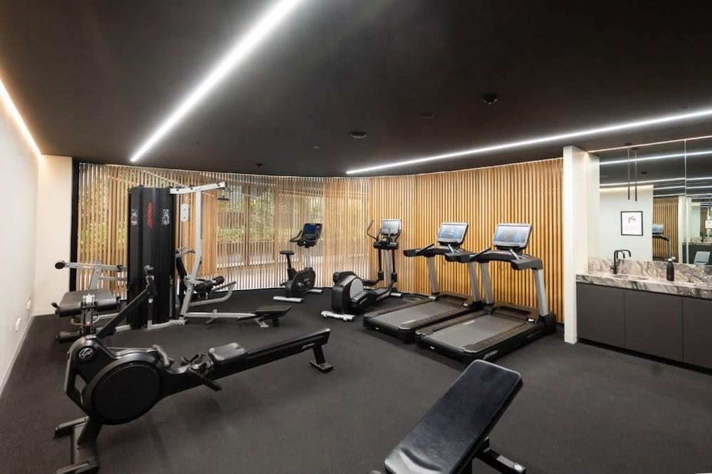 Luxury Melbourne With Albert Park Views