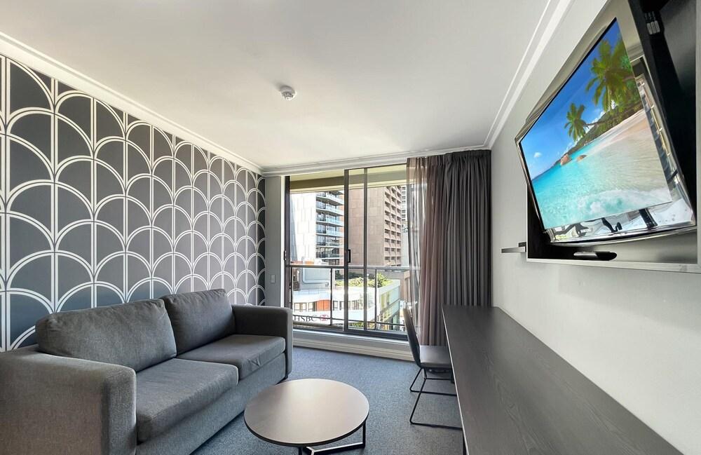 Metawise Sydney CBD Haymarket King Studio