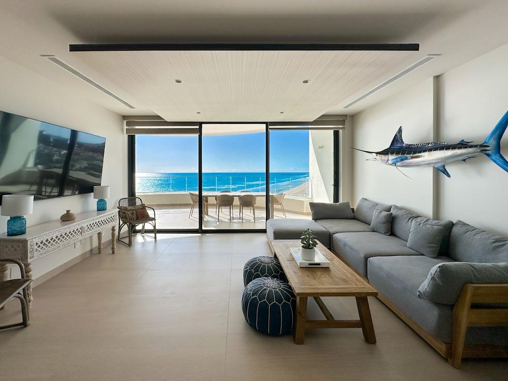 Has it all Beachfront Retreat With Stunning Views