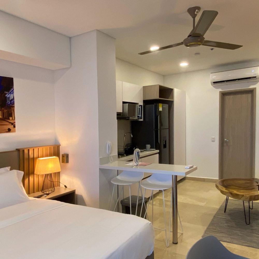 w Marvelous Loft With Balcony in Crespo