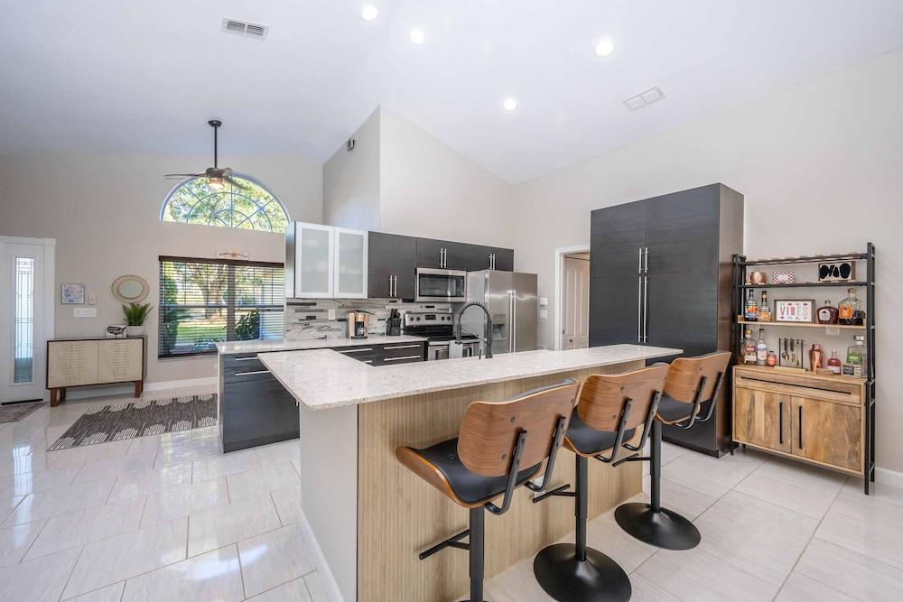 Swiss 49 - Lake Denise