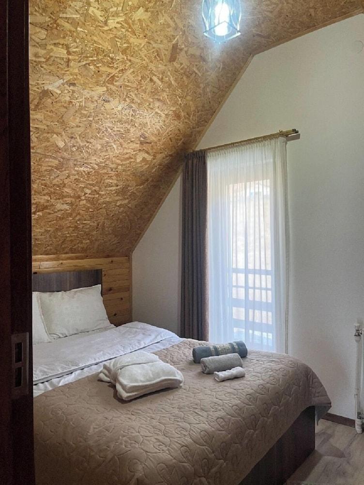 Mountain Flower cottage