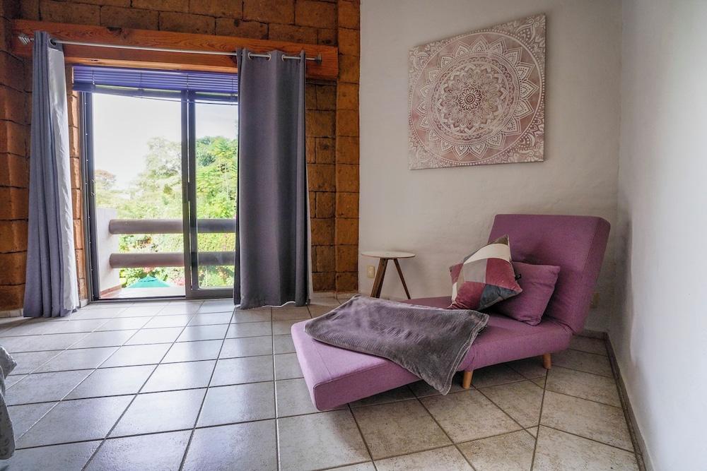 Family Home Pool & Jacuzzi in Cuernavaca