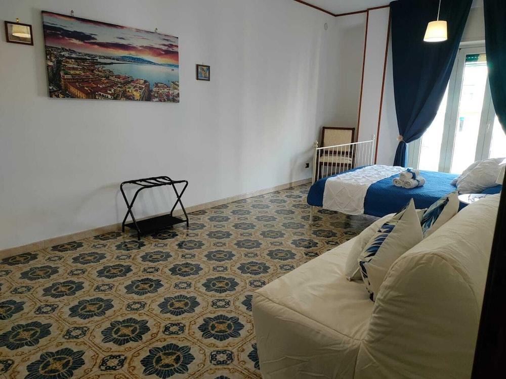 Tra Pirandello e Leopardi B&B