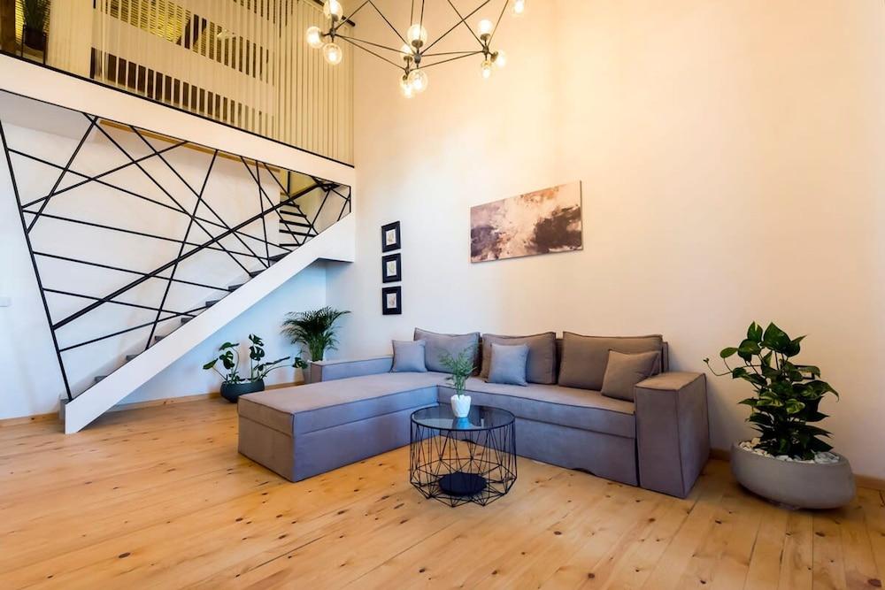 Aigli Seafront Loft-luxury Design Retreat