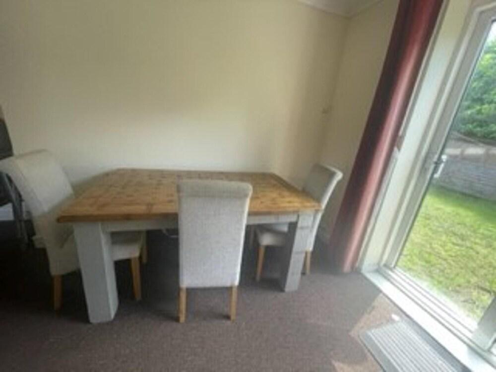 Luxurious 5-bed House in Norwich