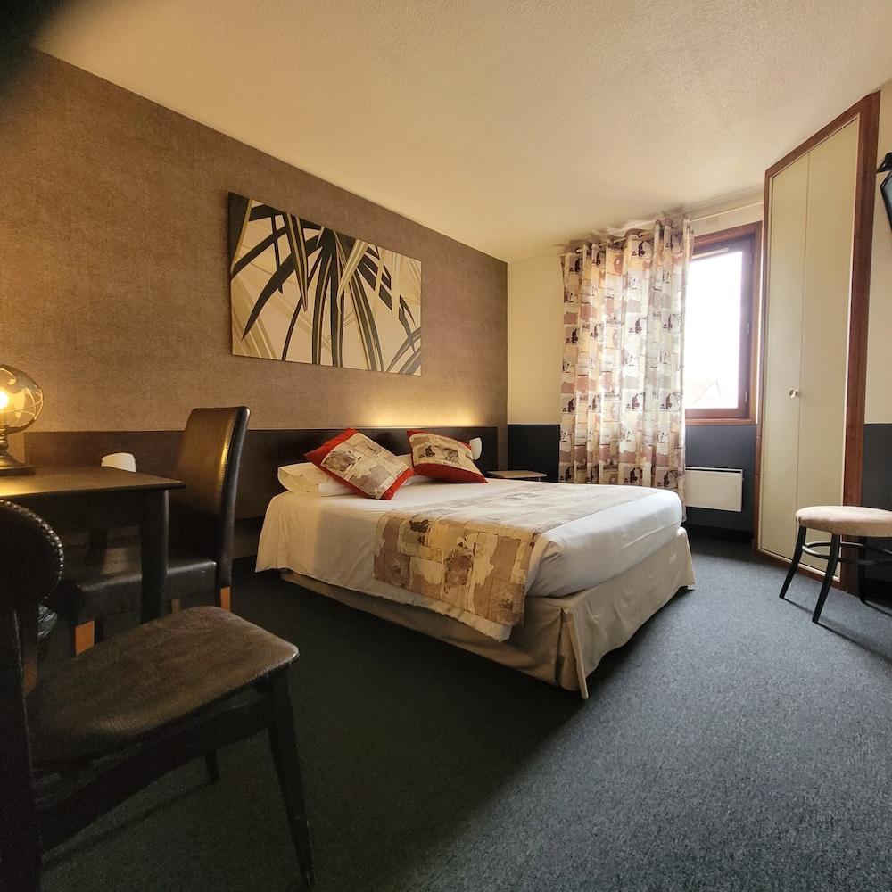 LOGIS Hôtel Le Merle Blanc