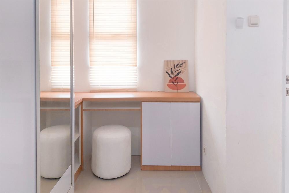 Good Place Studio At Urbantown Serpong Apartment